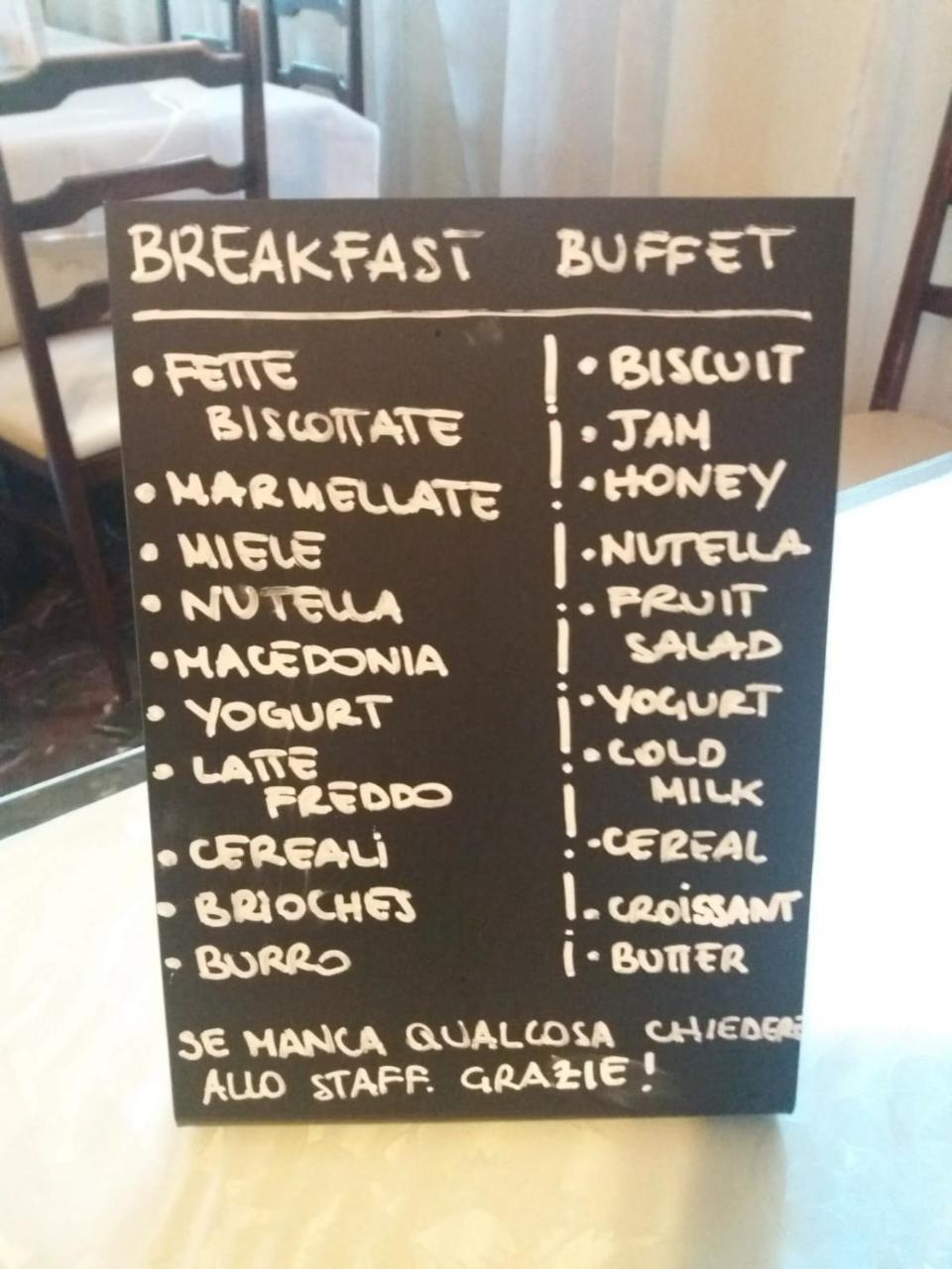 Columbus Urban Resort Флоренция Экстерьер фото Menu at a French bakery