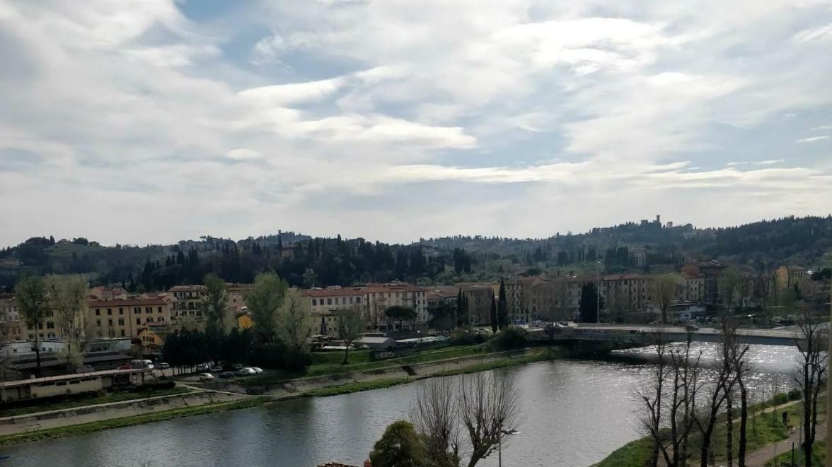 Columbus Urban Resort Флоренция Экстерьер фото The Arno at San Miniato al Monte